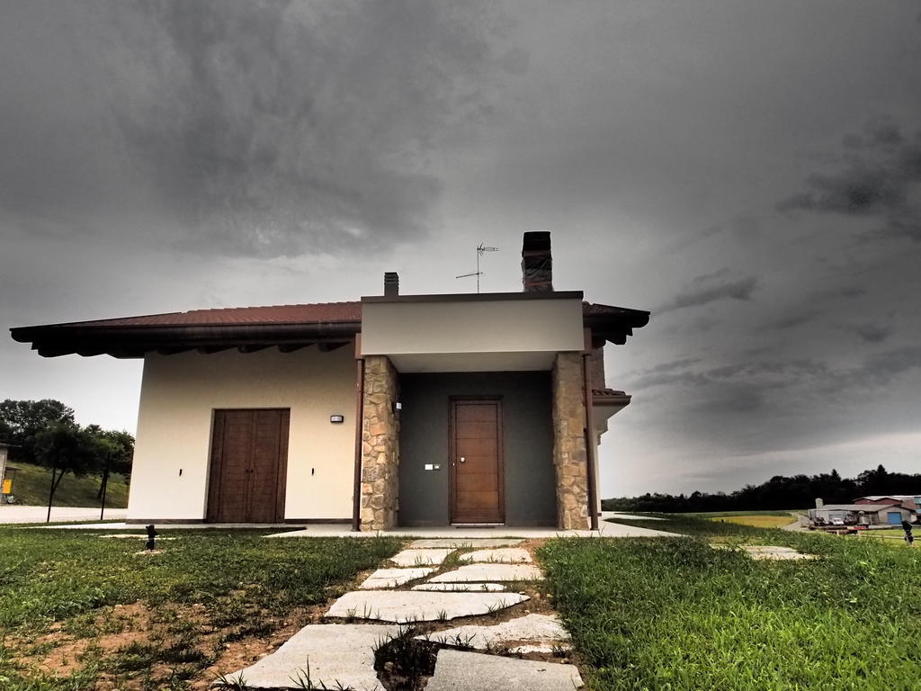 Alloggio Agrituristico Ai Tre Castelli Moruzzo Exteriör bild